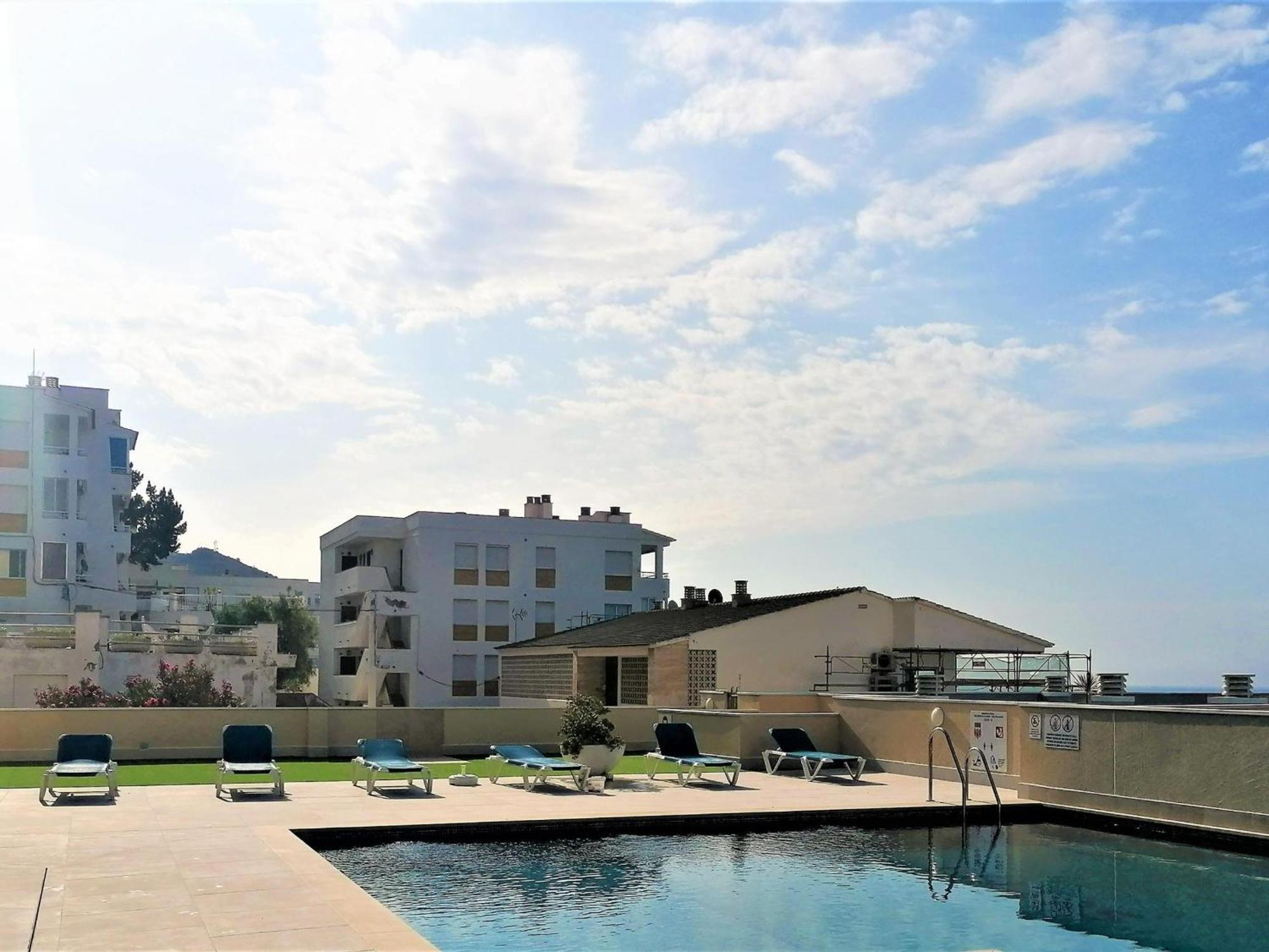 Apartment 3166 Dallas I Esc. A 2a, Zona Tranquila, Con Pies En El Agua. Situado En Pleno Camino De Ronda Por El Que Dando Un Paseo Llegara A Playas Salvajes De Roses. Parking. - Es-258-98 Roses